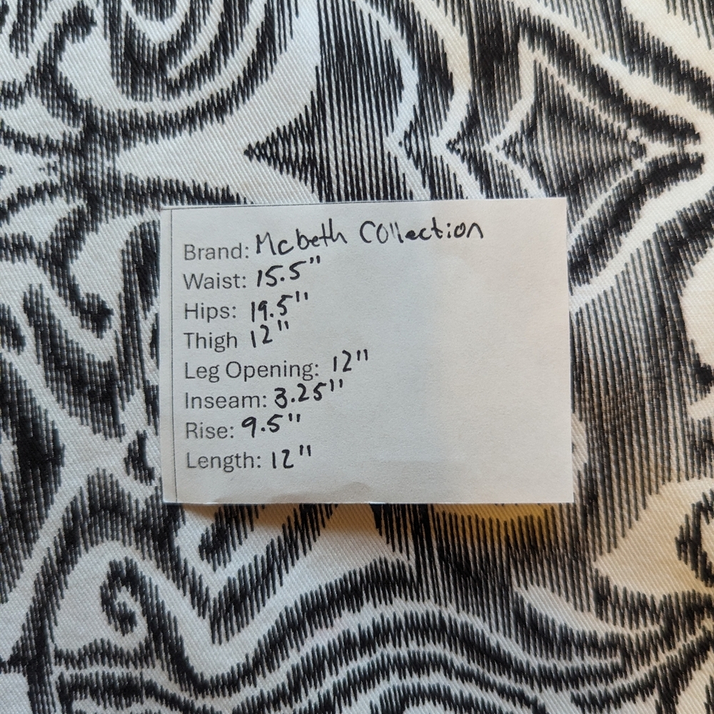 Macbeth Collection Shorts (Size M) - Picture 5 of 7